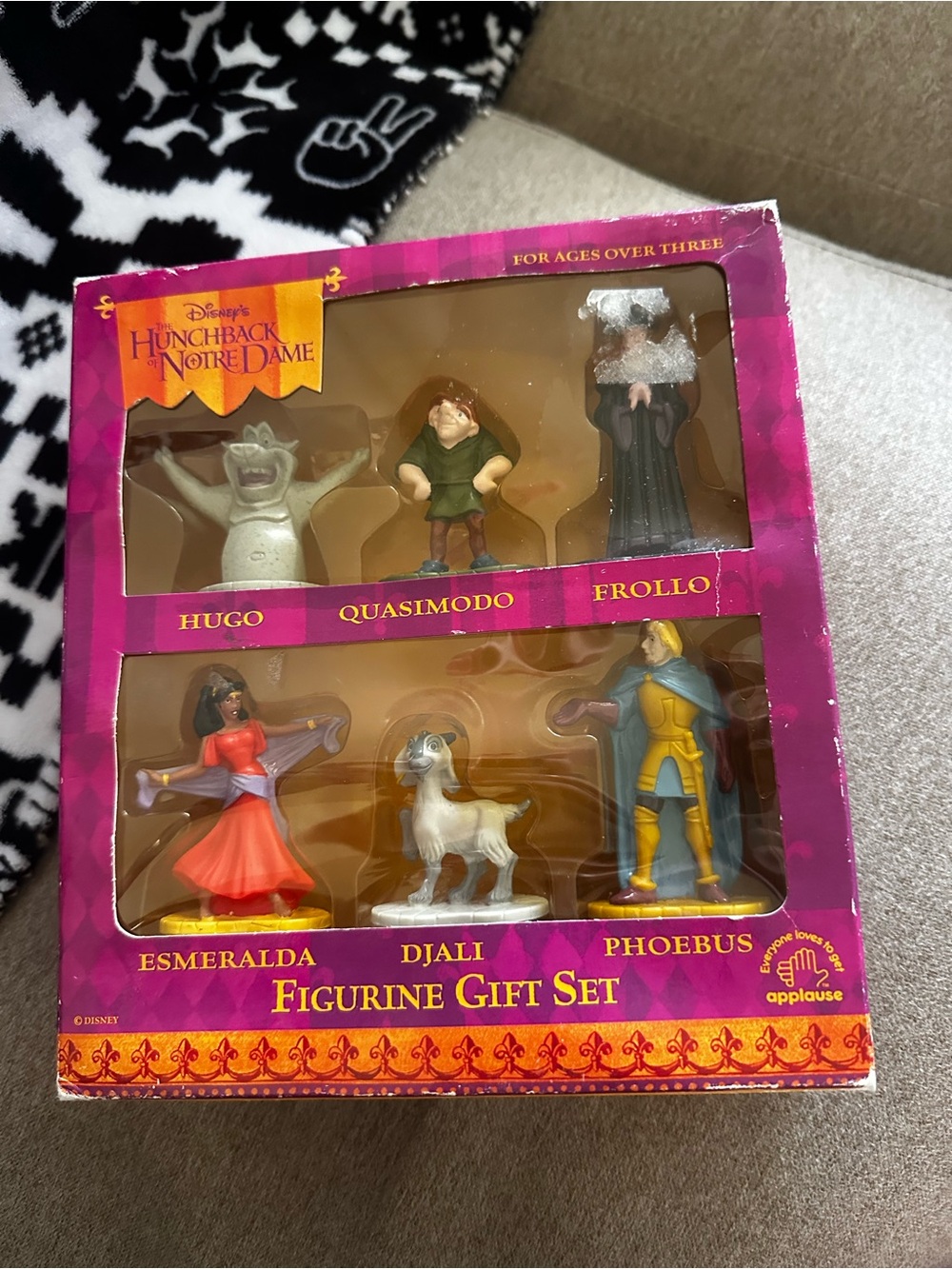 Vintage 1996Disney Hunchback of Notre Dame Figurine Gift Set - Pink and Gold Box